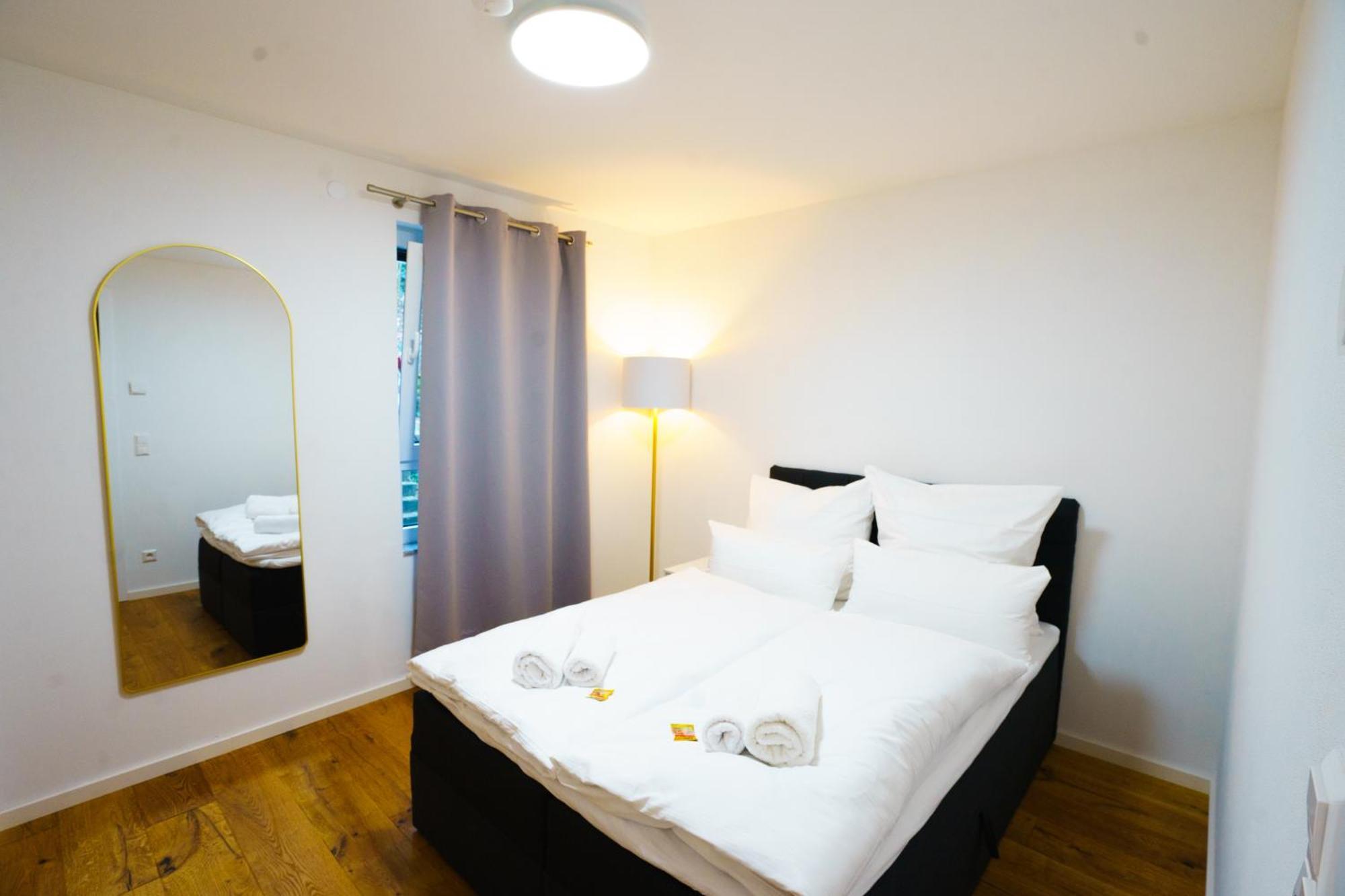 Prestige Apartments - Urban Lofts ريوتلنجن المظهر الخارجي الصورة